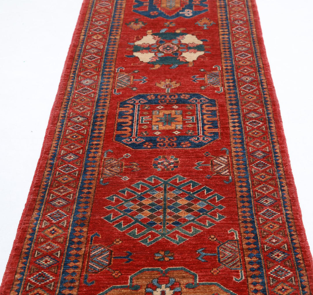 Humna 2’ 7″ x 9’ 6″ - No. AV93667 - ALRUG Rug Store
