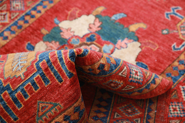 Humna 2’ 7″ x 9’ 6″ - No. AV93667 - ALRUG Rug Store