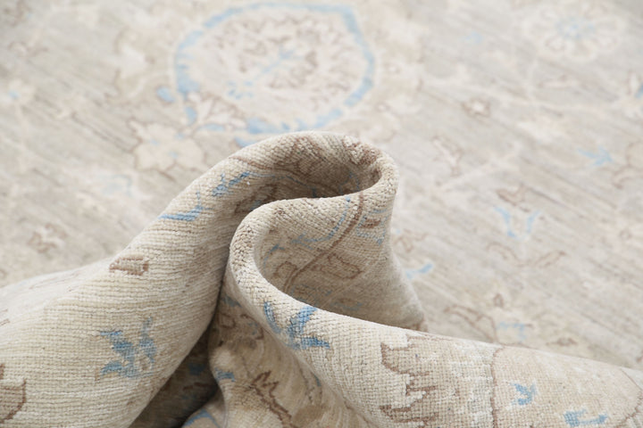 Serenity 9’ 8″ x 14’ 0″ - No. AV97207 - ALRUG Rug Store