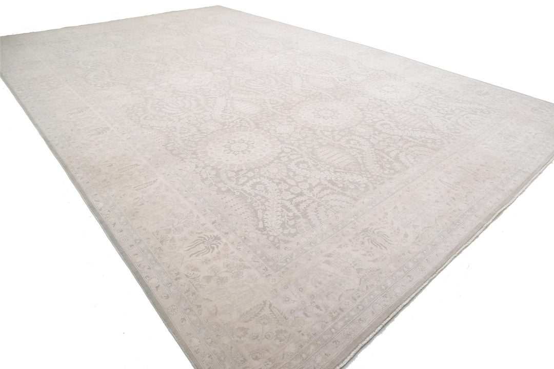 Brown Pakistani Ariana Rug 13'8" x 21'3" Hand-Knotted detail