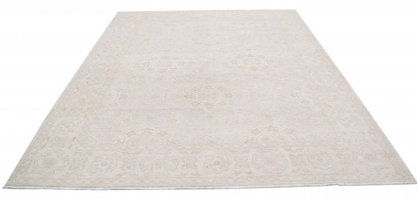 Serenity 8’ 2″ x 9’ 7″ - No. AV50200