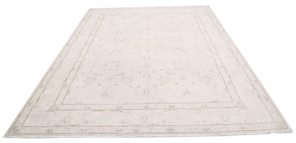 Serenity 7’ 9″ x 10’ 3″ - No. AV62192