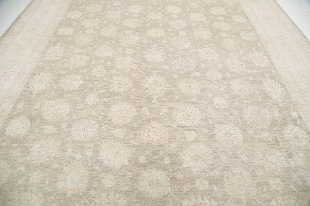 Serenity 11’ 8″ x 14’ 9″ - No. AV66187 - ALRUG Rug Store