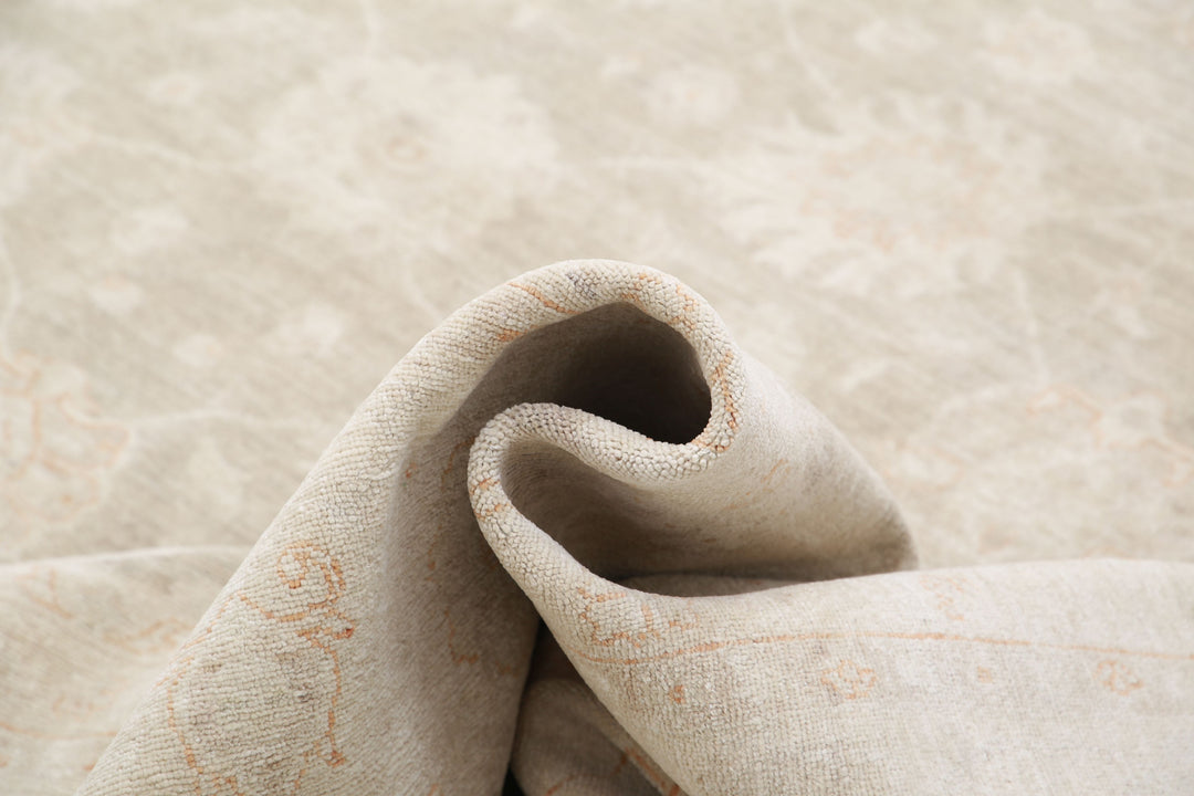 Serenity 11’ 8″ x 14’ 9″ - No. AV66187 - ALRUG Rug Store