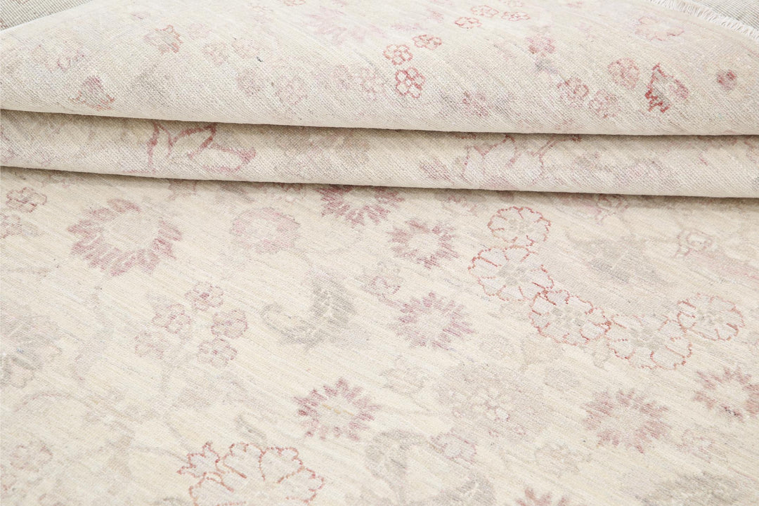 Serenity 8’ 0″ x 9’ 5″ - No. AV67849 - ALRUG Rug Store