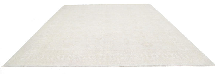 Serenity 11’ 11” x 14’ 3″ - No. AV64570 - ALRUG Rug Store