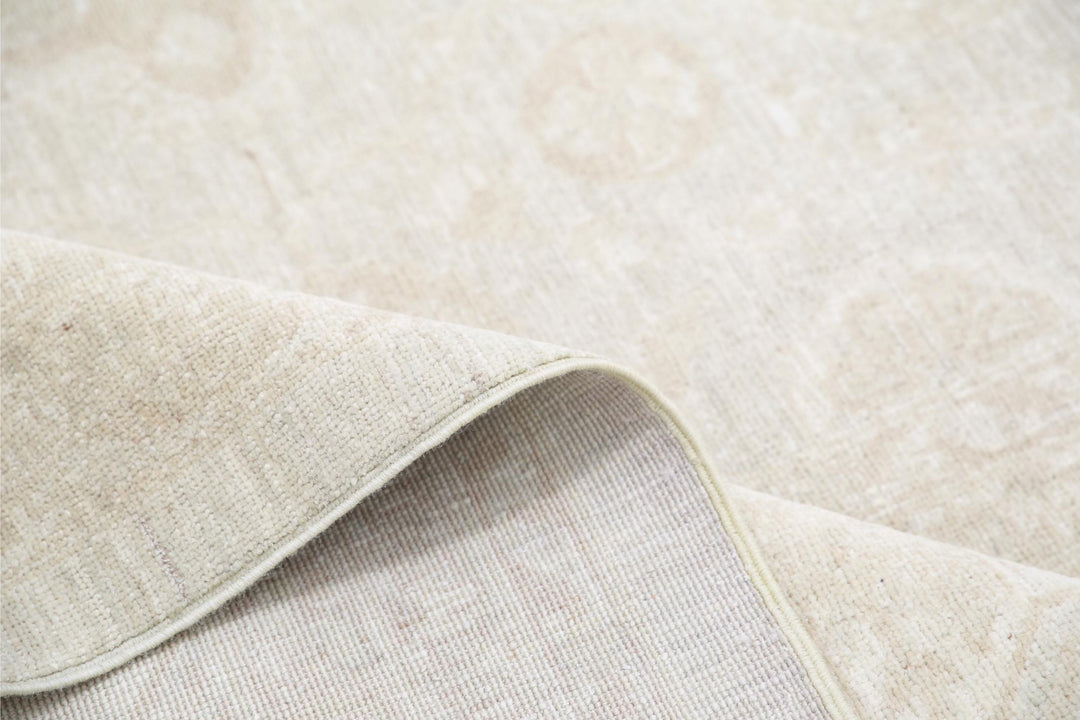 Serenity 11’ 11” x 14’ 3″ - No. AV64570 - ALRUG Rug Store