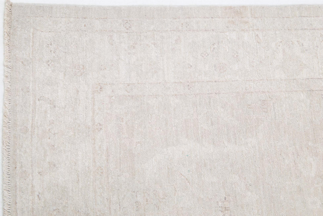 Serenity 3’ 1″ x 10’ 6″ - No. AV67591 - ALRUG Rug Store