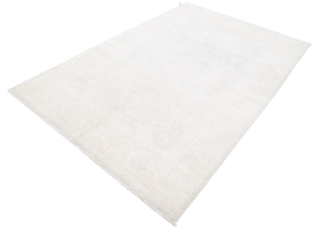 Serenity 6’ 0″ x 8’ 11” - No. AV23236 - ALRUG Rug Store