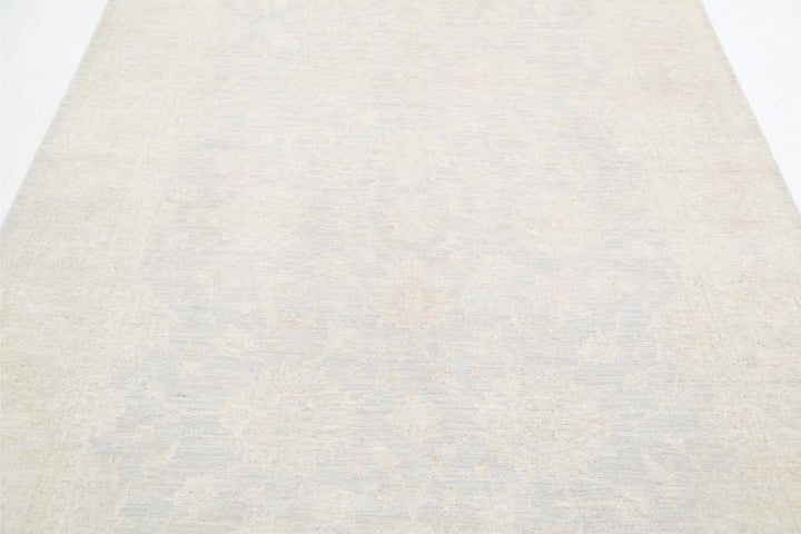 Serenity 6’ 0″ x 8’ 11” - No. AV23236 - ALRUG Rug Store
