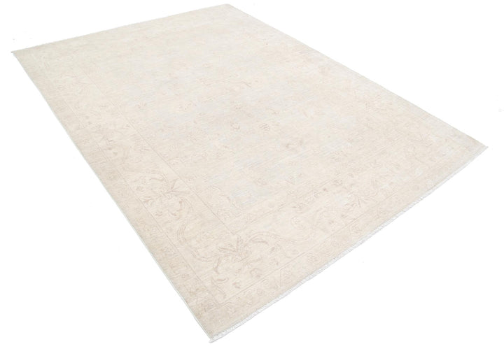 Serenity 6’ 4″ x 8’ 6″ - No. AV39816 - ALRUG Rug Store