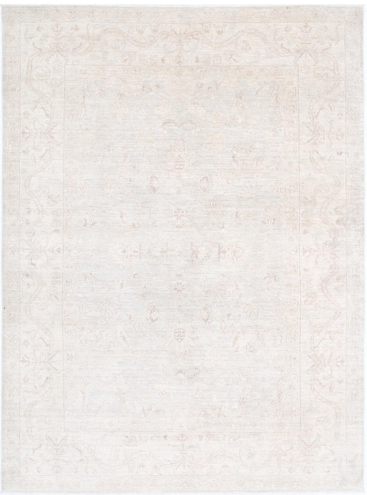 Serenity 6’ 4″ x 8’ 6″ - No. AV39816 - ALRUG Rug Store
