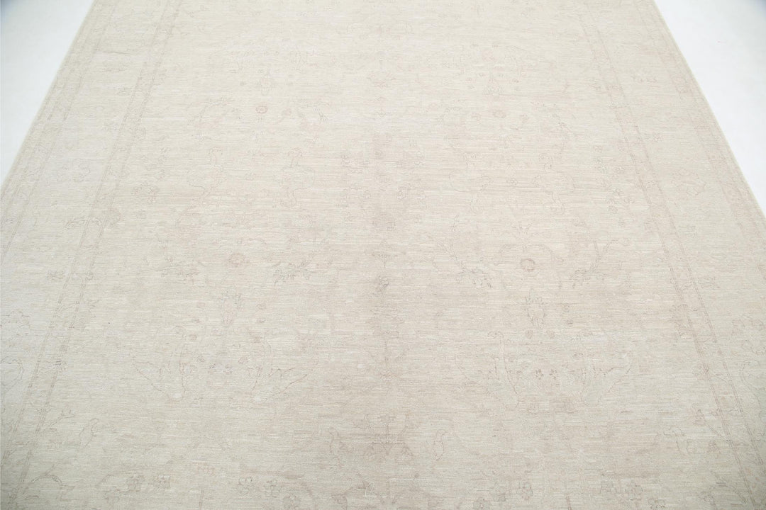 Serenity 7’ 10” x 9’ 9″ - No. AV43162 - ALRUG Rug Store