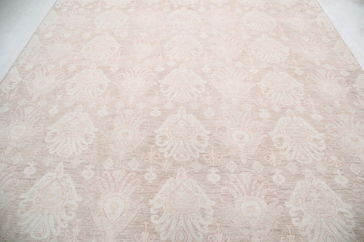 Artemix 8’ 11” x 11’ 5″ - No. AV91233 - ALRUG Rug Store