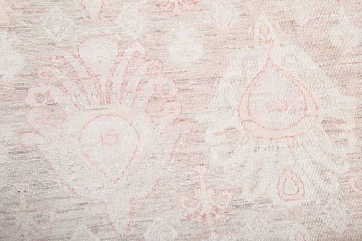 Artemix 8’ 11” x 11’ 5″ - No. AV91233 - ALRUG Rug Store