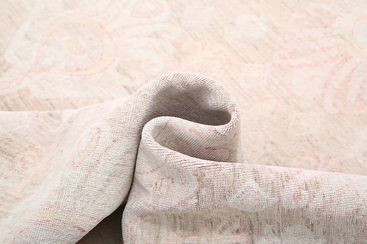 Artemix 8’ 11” x 11’ 5″ - No. AV91233 - ALRUG Rug Store