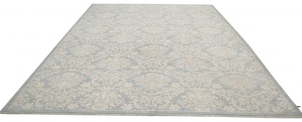 Grey Pakistani Oriental Rug 10' 2" x 13' 2" Hand-Knotted close-up