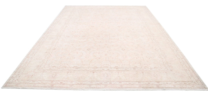 Serenity 8’ 10” x 11’ 11” - No. AV56571 - ALRUG Rug Store