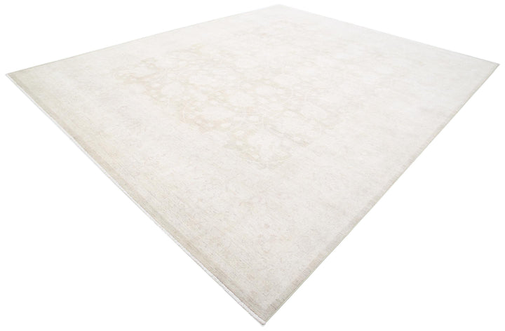 Serenity 11’ 8″ x 14’ 6″ - No. AV47081 - ALRUG Rug Store