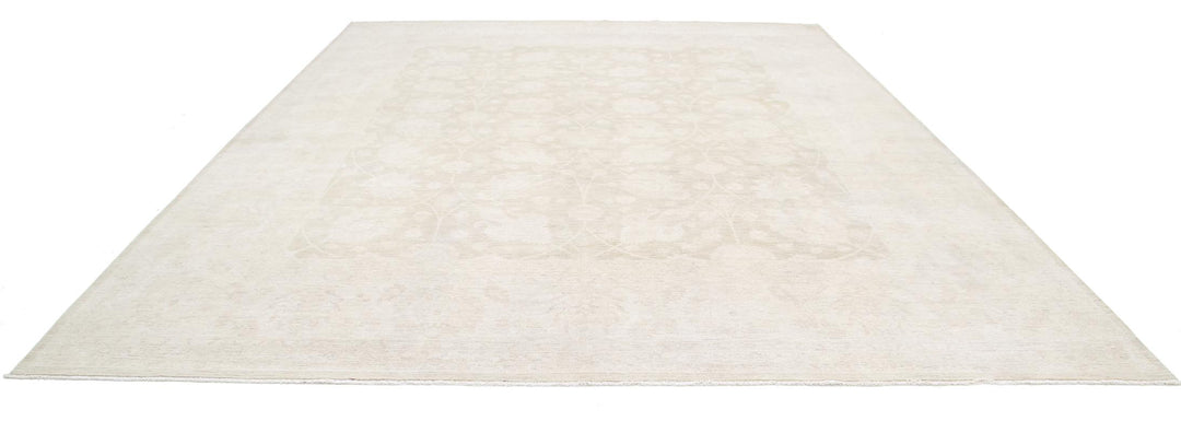 Serenity 11’ 8″ x 14’ 6″ - No. AV47081 - ALRUG Rug Store