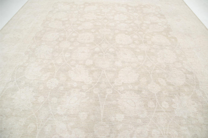 Serenity 11’ 8″ x 14’ 6″ - No. AV47081 - ALRUG Rug Store