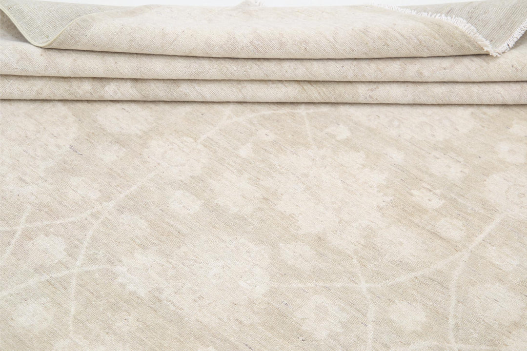 Serenity 11’ 8″ x 14’ 6″ - No. AV47081 - ALRUG Rug Store