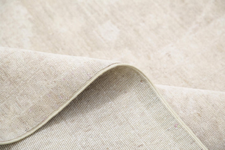 Serenity 11’ 8″ x 14’ 6″ - No. AV47081 - ALRUG Rug Store