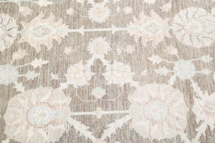 Serenity 9’ 7″ x 13’ 11” - No. AV67638 - ALRUG Rug Store