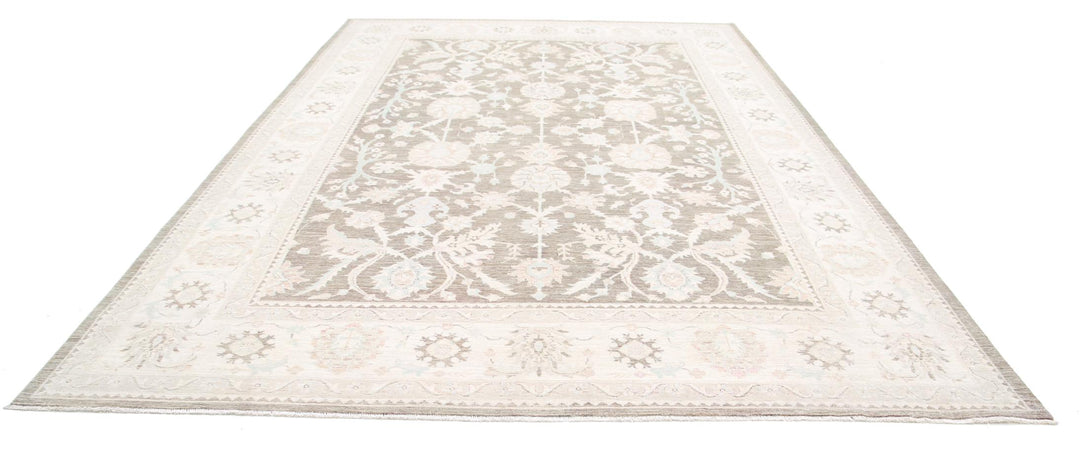 Serenity 9’ 7″ x 13’ 11” - No. AV67638 - ALRUG Rug Store