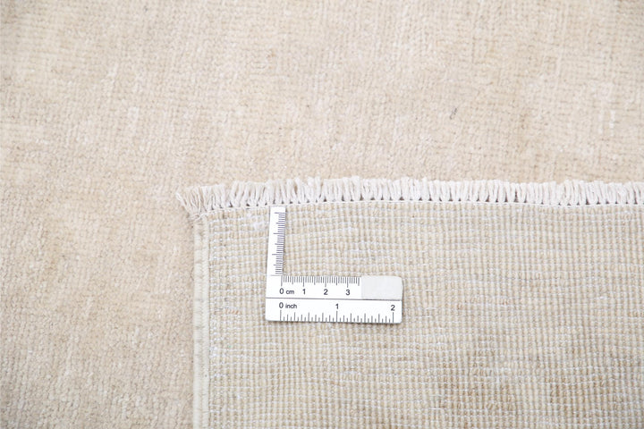 Serenity 9’ 9″ x 13’ 5″ - No. AV74148 - ALRUG Rug Store