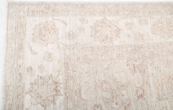 Grey Pakistani Serenity Rug 9'11" x 13'7" Hand-Knotted view 16