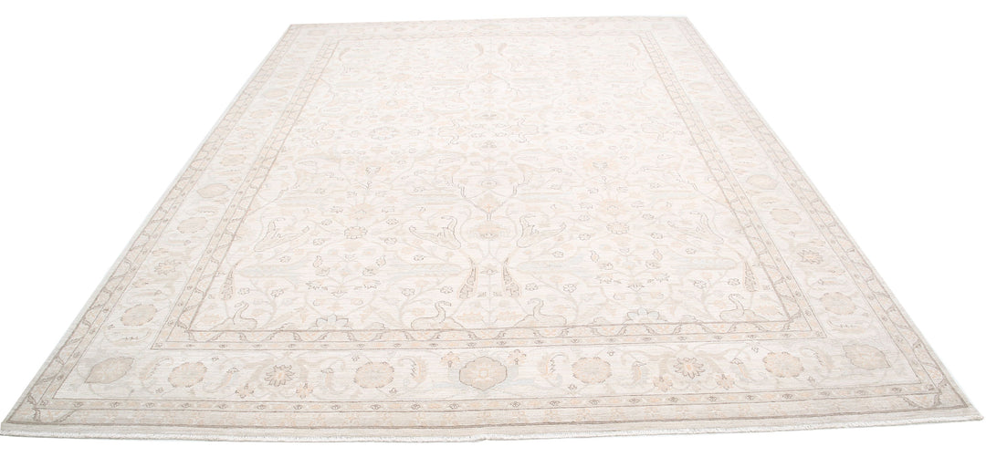 Serenity 9’ 1″ x 12’ 0″ - No. AV52592 - ALRUG Rug Store