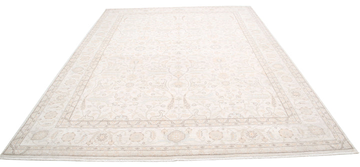 Serenity 9’ 1″ x 12’ 0″ - No. AV52592 - ALRUG Rug Store