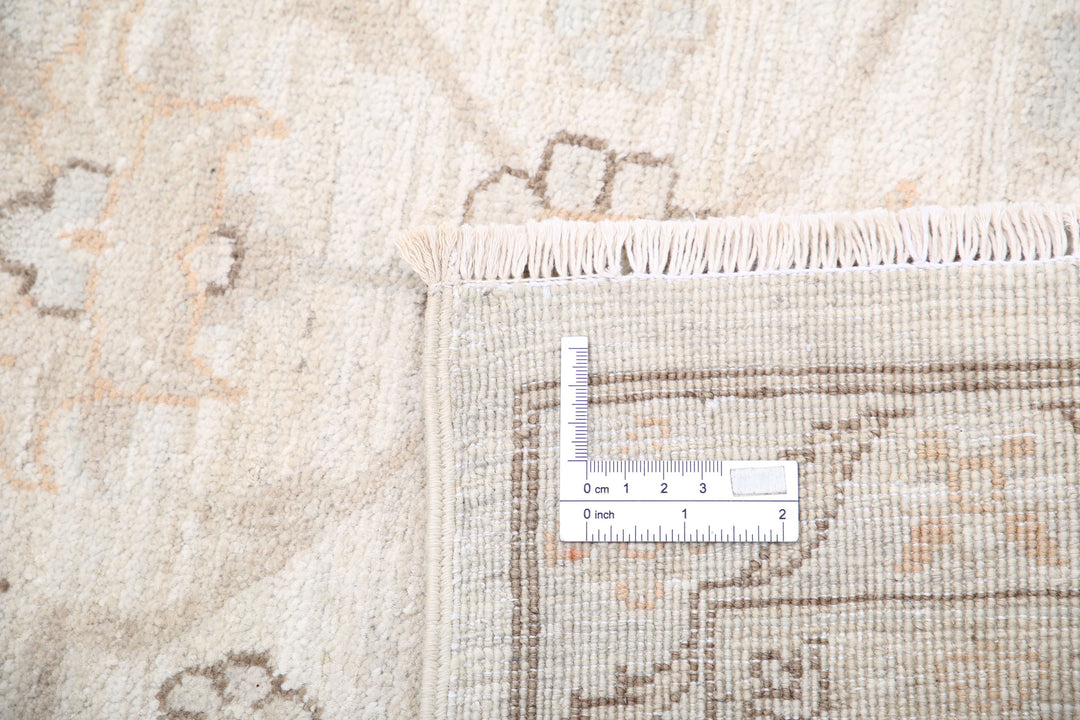 Serenity 9’ 1″ x 12’ 0″ - No. AV52592 - ALRUG Rug Store