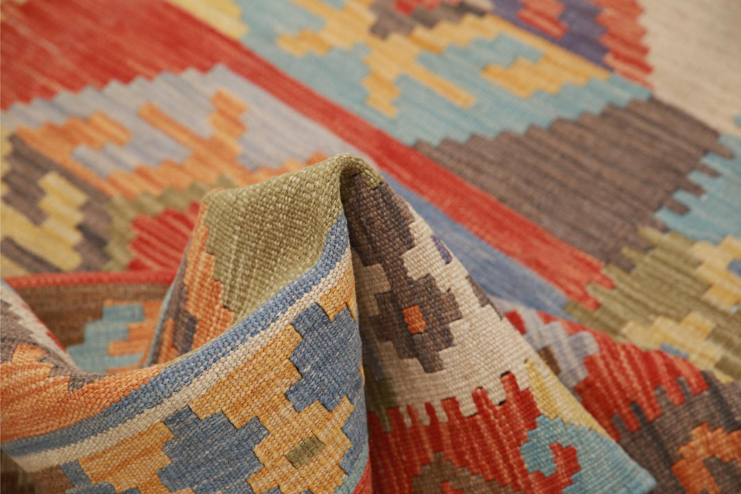 Kilim 3’ 1″ x 5’ 1″ - No. AV27890 - ALRUG Rug Store