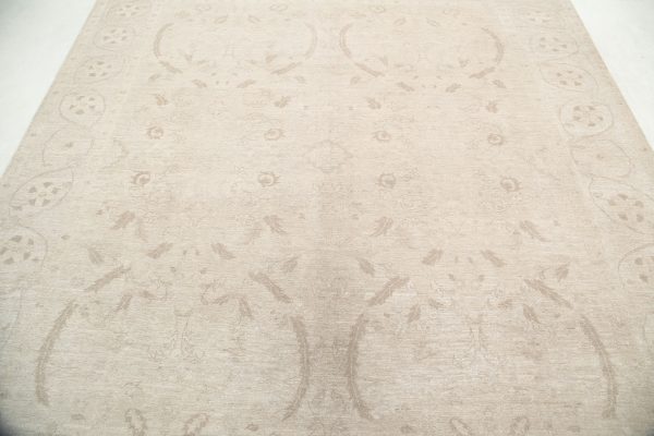 Serenity 7’ 9″ x 8’ 7″ - No. AV16569