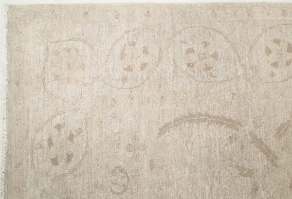 Serenity 7’ 9″ x 8’ 7″ - No. AV16569