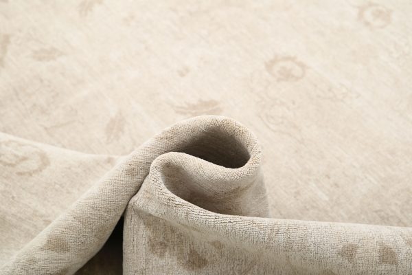 Serenity 7’ 9″ x 8’ 7″ - No. AV16569