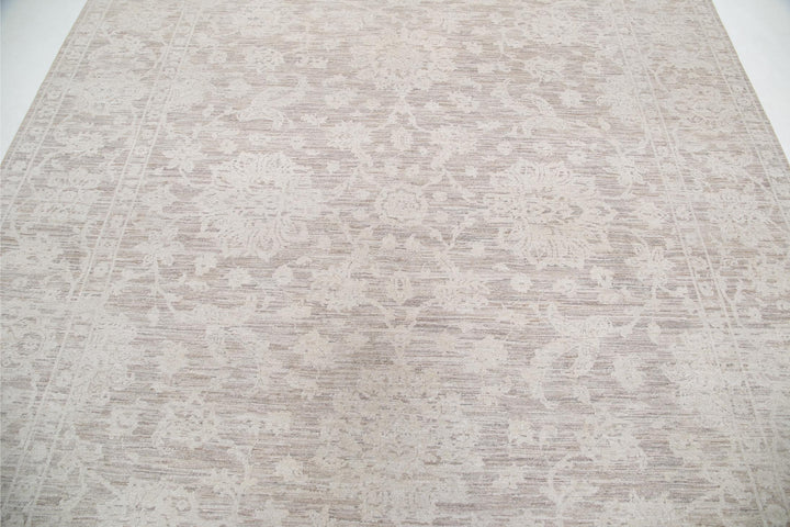 Serenity 8’ 0″ x 9’ 1″ - No. AV17613 - ALRUG Rug Store