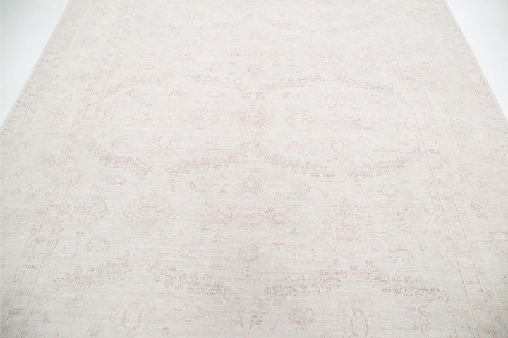 Serenity 8’ 1″ x 9’ 5″ - No. AV25247 - ALRUG Rug Store