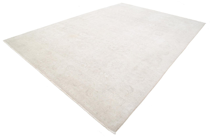 Serenity 9’ 9″ x 13’ 10” - No. AV77583 - ALRUG Rug Store