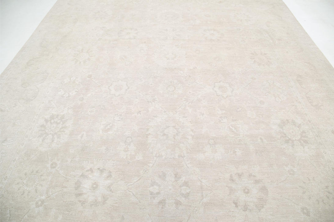 Serenity 9’ 9″ x 13’ 10” - No. AV77583 - ALRUG Rug Store