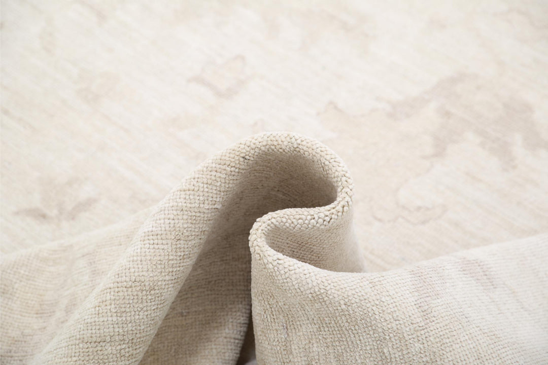 Oushak 8’ 8″ x 11’ 8″ - No. AV15116 - ALRUG Rug Store