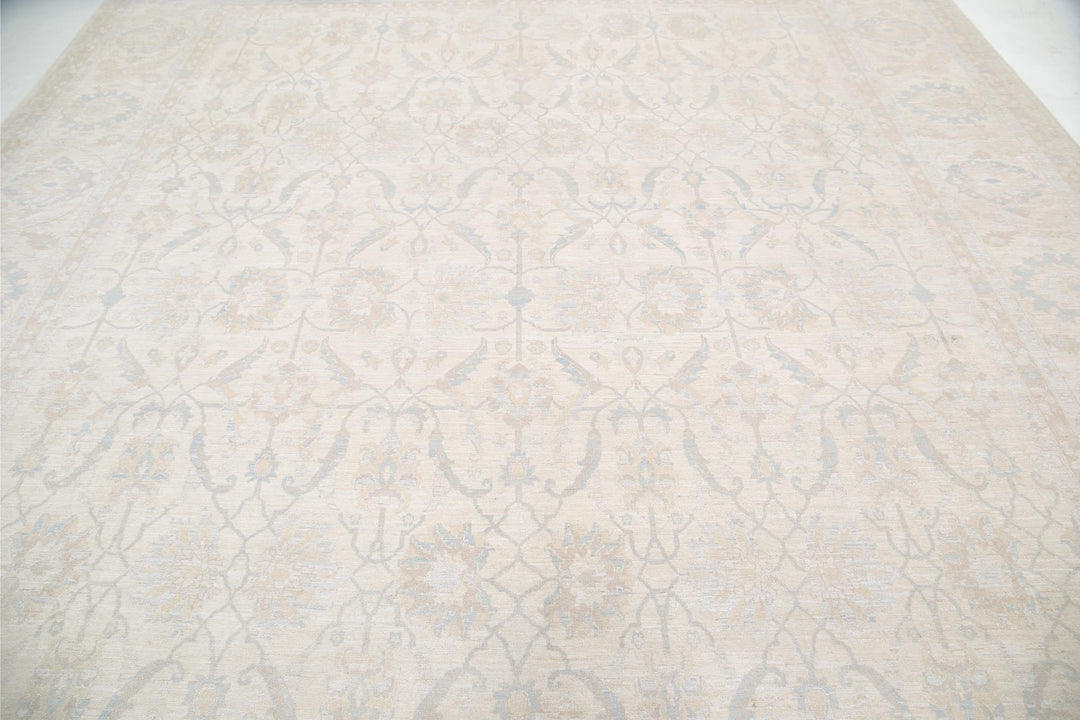 Ivory Pakistani Tabriz Rug 11'11" x 14'6" Hand-Knotted reverse