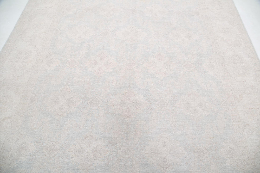 Serenity 7’ 10” x 9’ 7″ - No. AV89104 - ALRUG Rug Store