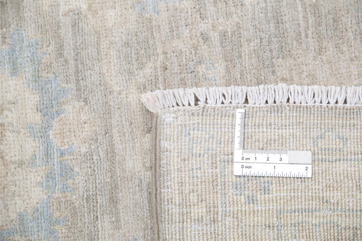 Serenity 8’ 4″ x 11’ 1″ - No. AV98664 - ALRUG Rug Store