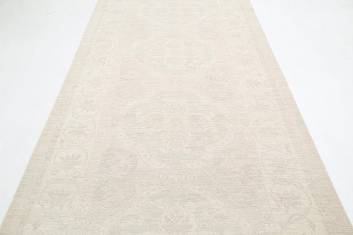 Serenity 5’ 2″ x 15’ 0″ - No. AV39734 - ALRUG Rug Store