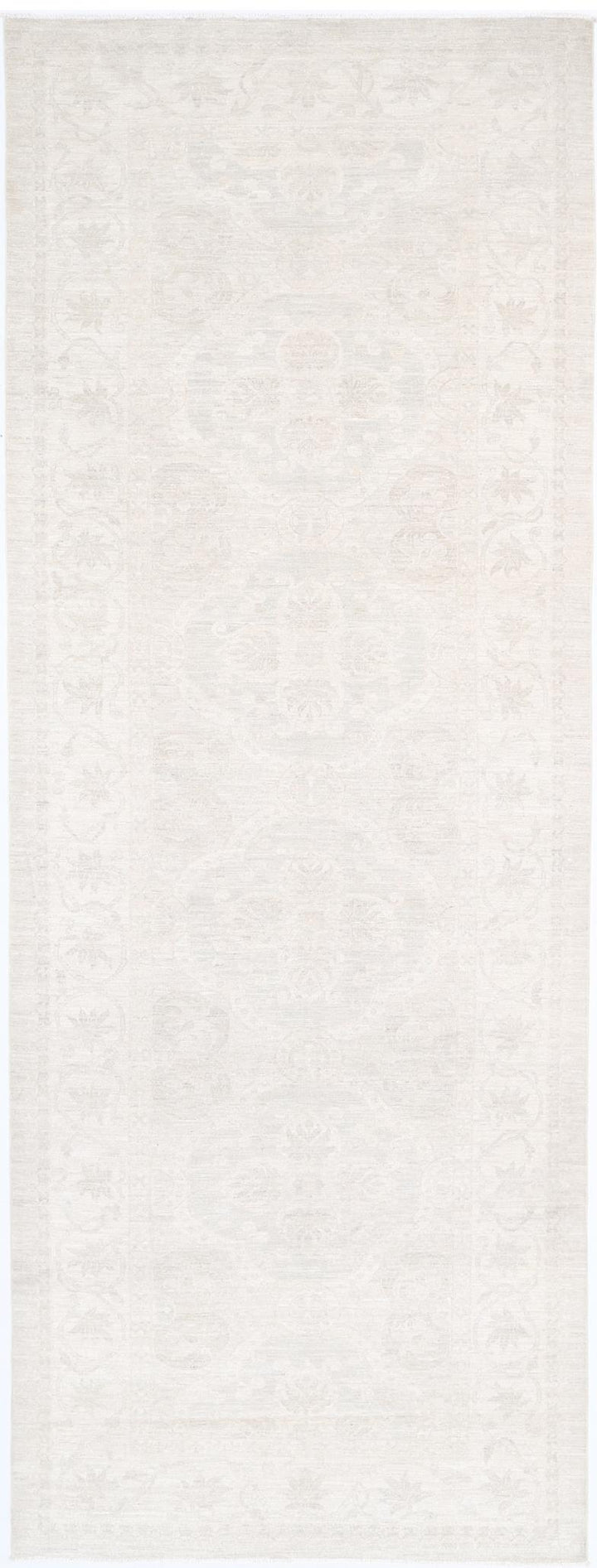 Serenity 5’ 2″ x 15’ 0″ - No. AV39734 - ALRUG Rug Store