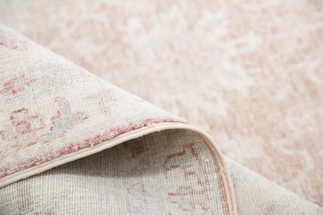 Ariana 8’ 10” x 11’ 8″ - No. AV70270 - ALRUG Rug Store