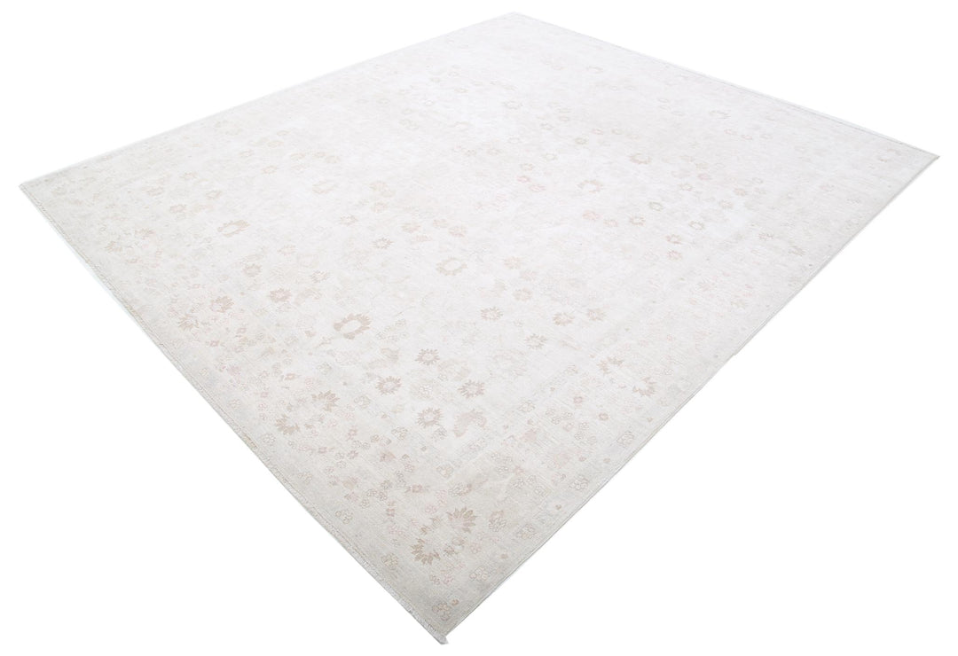 Ariana 8’ 1″ x 9’ 5″ - No. AV42146 - ALRUG Rug Store